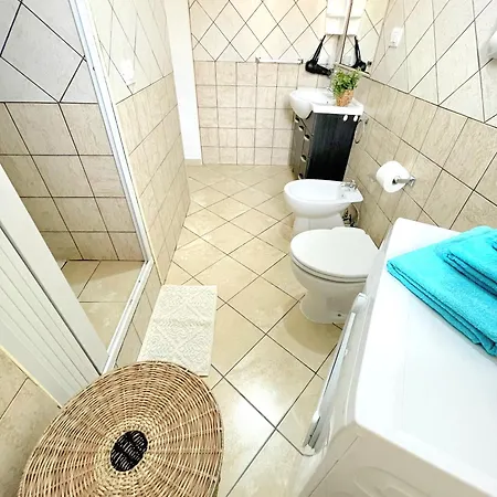 Private Housing - Trilo Garden - 350m Dalla Daire