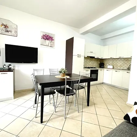 Private Housing - Trilo Garden - 350m Dalla דירה *